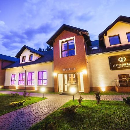 Biala Akacja Resort & Business Prudnik Bagian luar foto