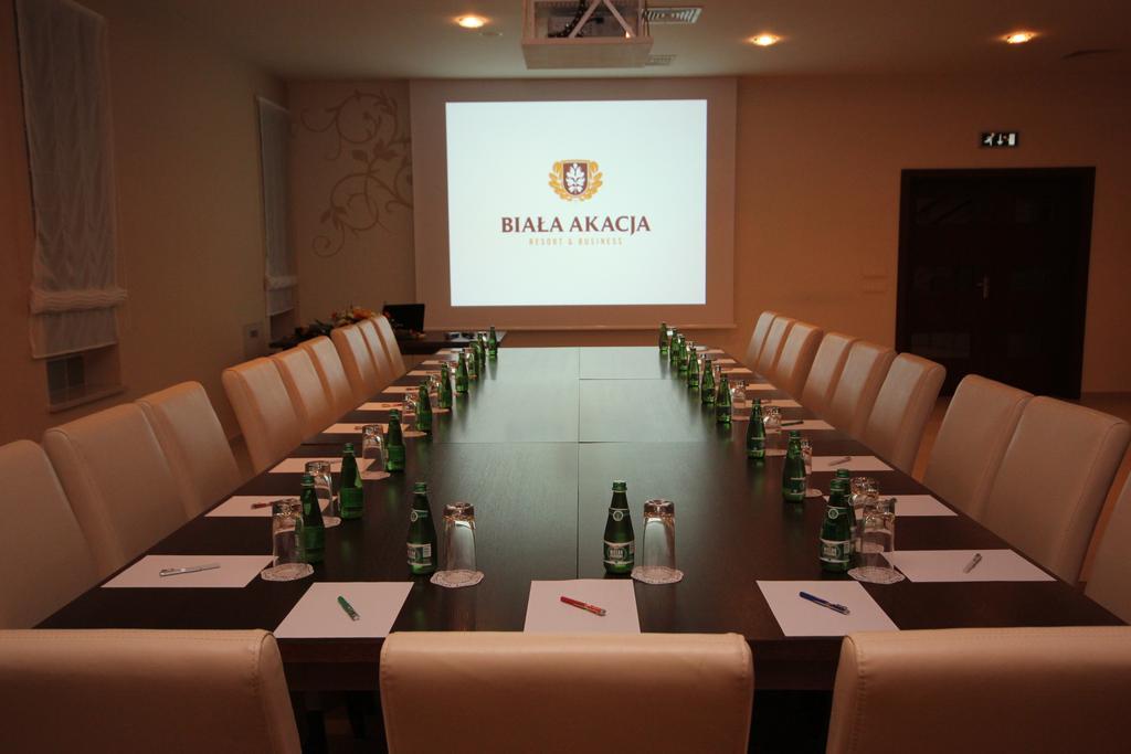 Biala Akacja Resort & Business Prudnik Bagian luar foto