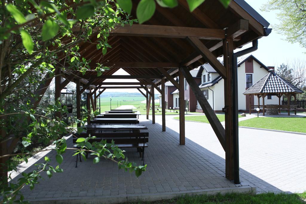 Biala Akacja Resort & Business Prudnik Bagian luar foto